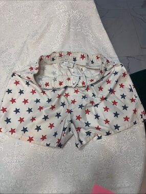 Men’s White Star-Print Casual Shorts